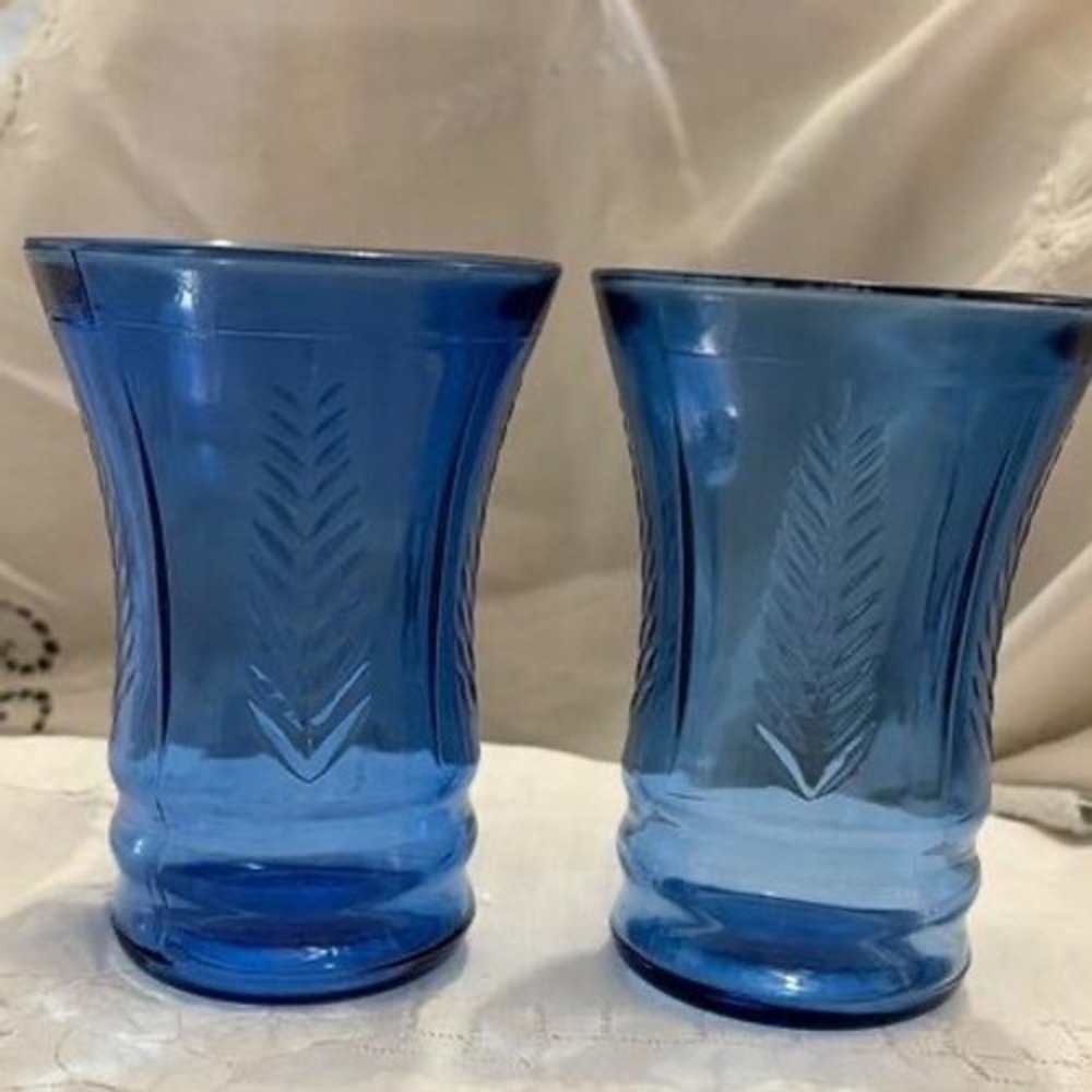 Glasses Drinking Cobalt Blue Feather Pair 2 Feather Design 4.5" tall